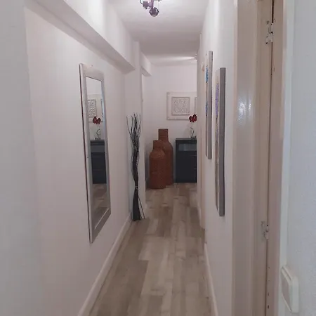 Apartamento Rainbow Marques 7 *