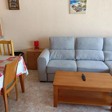 Apartamento Con Vistas A La Playa De Levante Benidorm