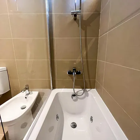 Apartment Intempocarrera - At Intempo Building
