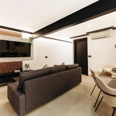 Apartamento Ayq 1 *