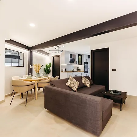 Apartamento Ayq 1 *