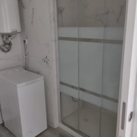 Apartment Muy Economico En Primera Linea De Playa Benidorm