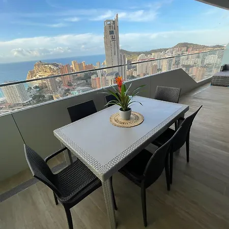 Elio Luxury Beach, Floor 28, Spa & Gym Apartment Benidorm