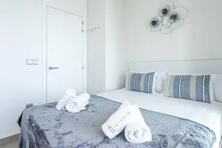 Intempo Sky 252 Apartment *