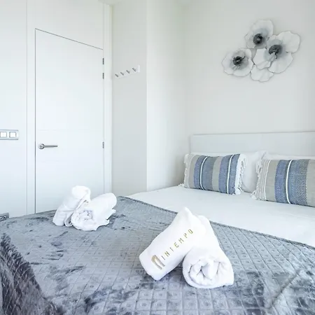 Intempo Sky 252 Apartment *