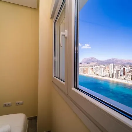 Luxury With Stunning Seaview In Benidorm