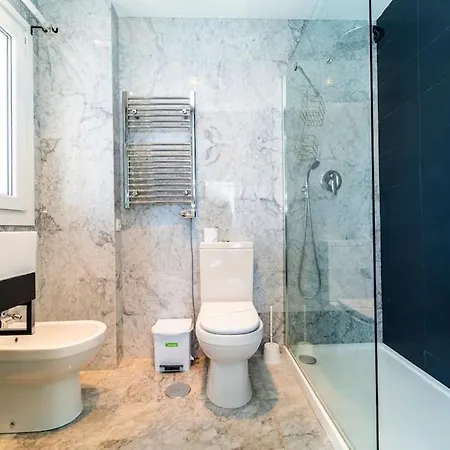 Apartment Luxury With Stunning Seaview In *