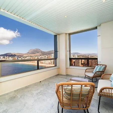 Apartment Luxury With Stunning Seaview In Benidorm