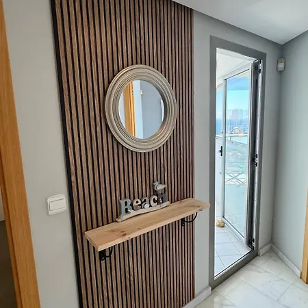 아파트 Skyline 23 With Sea Views 베니돔