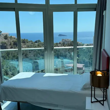 아파트 Skyline 23 With Sea Views
