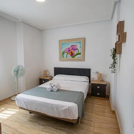 Jardines Poniente 아파트 *