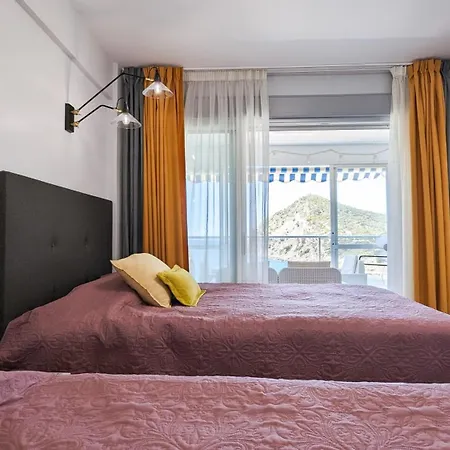 Apartment Cornelia Sea View *