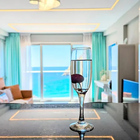 Cornelia Sea View Apartment Benidorm