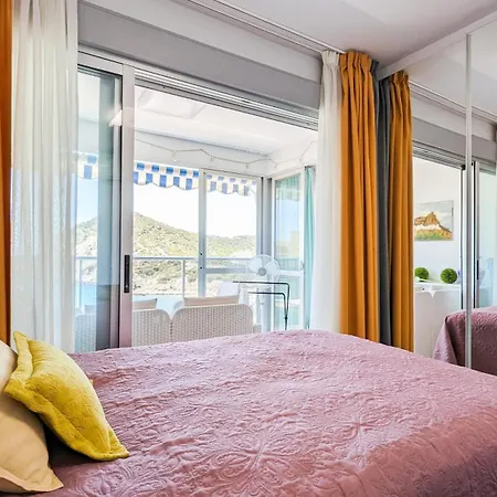 Apartment Cornelia Sea View *