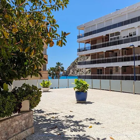 Cornelia Sea View Apartment *