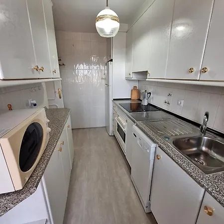 Beautiful 2 Bedrooms Aparatament * Benidorm