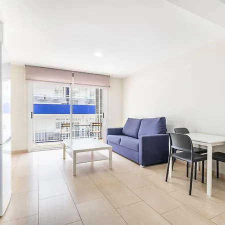 Aparthotel La Rosita Old Town *