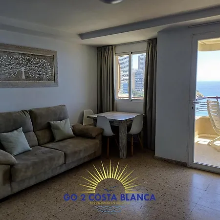Apartment And Sea 2 *