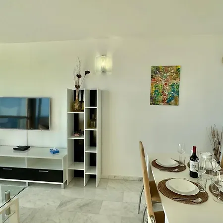 Sky Line 27 Amazing Views Apartment
