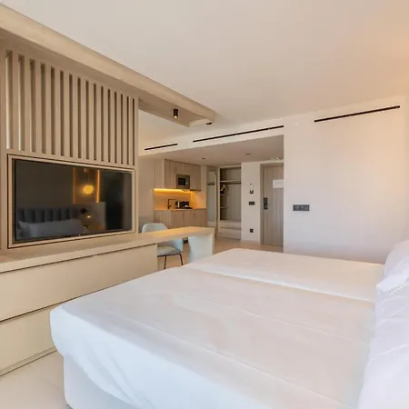 Hotel Bcl Levante Club & 4 Sup - Only Adults Recomended Benidorm