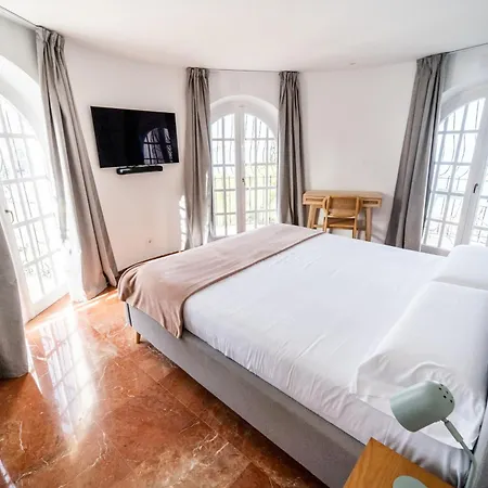 Villa Julieta Y Romeo By Bookirentals *
