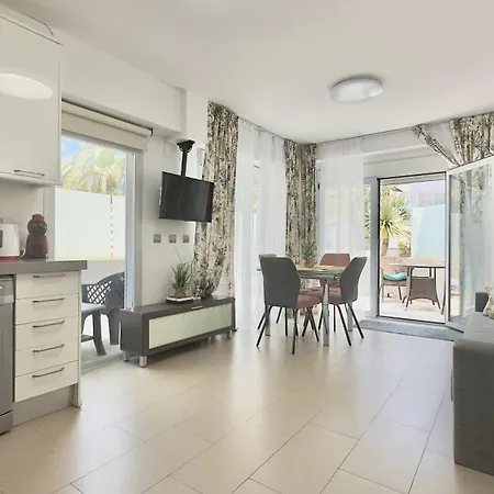 люкс у моря Apartment *