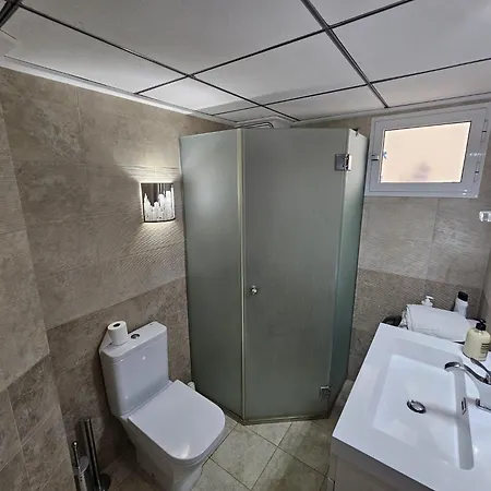 Cornelia 2 Apartment *
