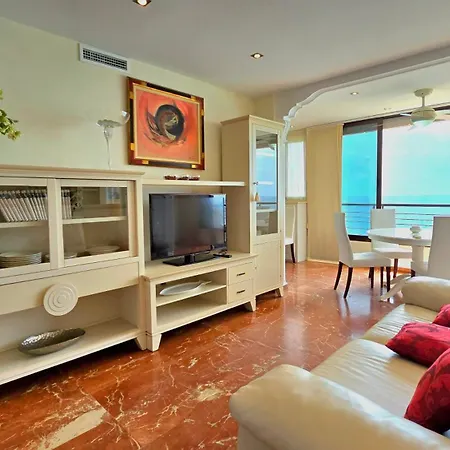 Primera Linea De Playa- First Line Apartment Benidorm