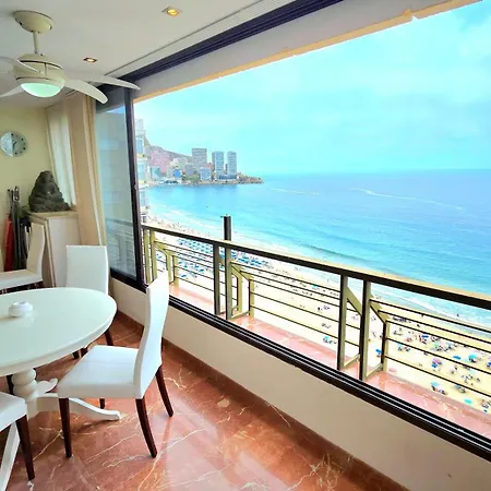 Primera Linea De Playa- First Line * Benidorm