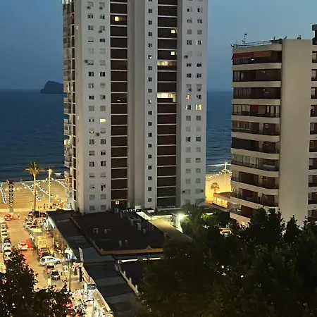 Grosse Mit Grosser Terrasse An Der Costa Blanca - 250 M Vom *