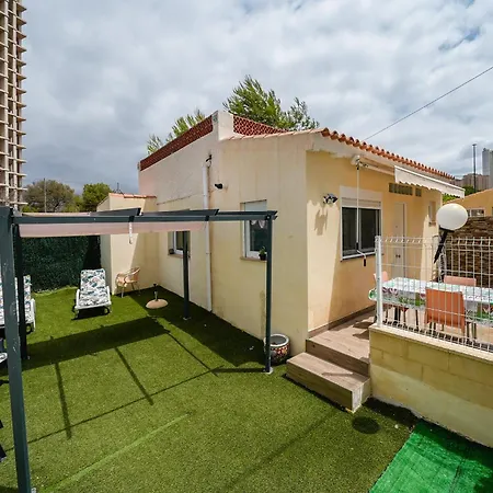 Holiday home Loft Con Terreno Privado Y Parking Compartido - A 800m De Playa Poniente Benidorm