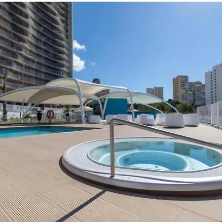 люкс аппартаменты с фантастическим видом Sunset Waves Apartment Benidorm