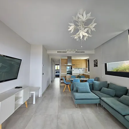 люкс аппартаменты с фантастическим видом Sunset Waves Apartment Benidorm
