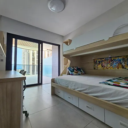 люкс аппартаменты с фантастическим видом Sunset Waves Apartment Benidorm