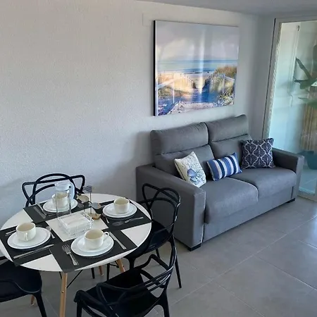 Renovated Front Poniente 4 Pax Wifi Benidorm