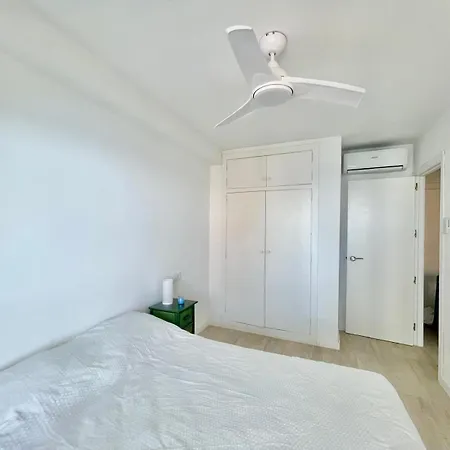 Aleksandra Apartment *