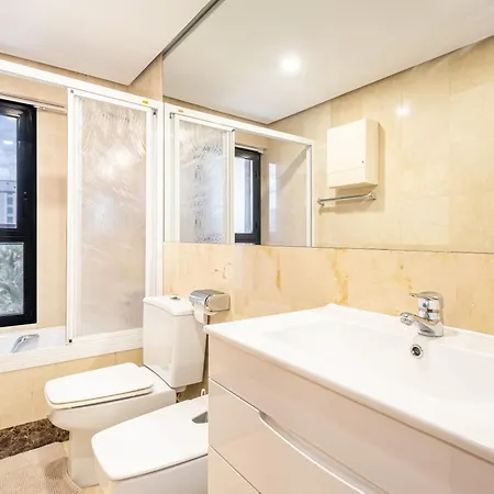Excelsior Deluxe First Line Apartment *