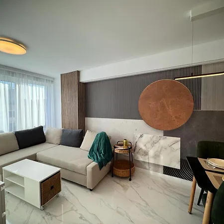 G. Luxury Benidorm