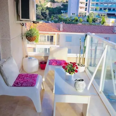 Apartment Penthouse At Rincon! Wifi, Parking And Pets Free