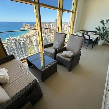 Intempo Sky 26 Floor Seaview Appartement
