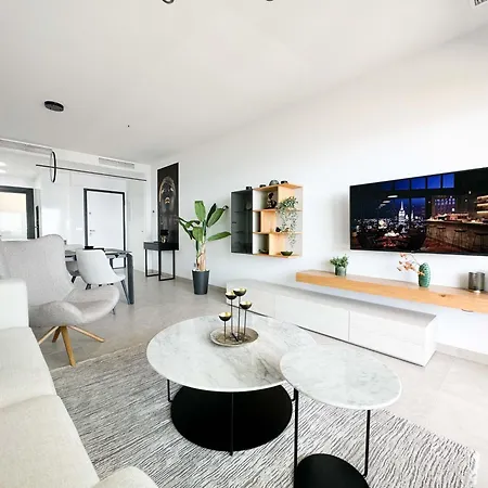 Sunset Cliffs Terra Gold Apartment