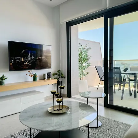 Sunset Cliffs Terra Gold Apartment