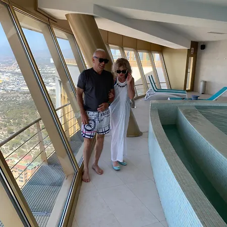 Intempo Sky 26 Floor Seaview * Benidorm