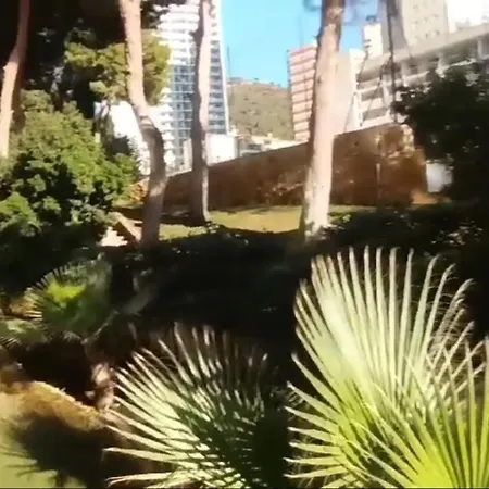 Nuevo Apto Hasta 6 Personas Muy Cerca De Playa Levante Con Jardines Y Gran Piscina , Pista De Tennis Y Futbol Deportes Y Zona Infantil ,en Urbanizacion Con Parking Apartment Benidorm