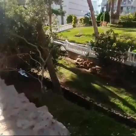 Nuevo Apto Hasta 6 Personas Muy Cerca De Playa Levante Con Jardines Y Gran Piscina , Pista De Tennis Y Futbol Deportes Y Zona Infantil ,en Urbanizacion Con Parking