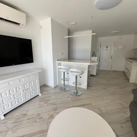 Apartment 4b On The *