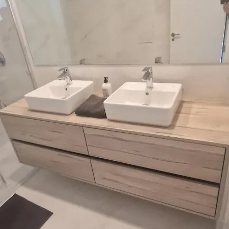 Apartment 2 - Arena