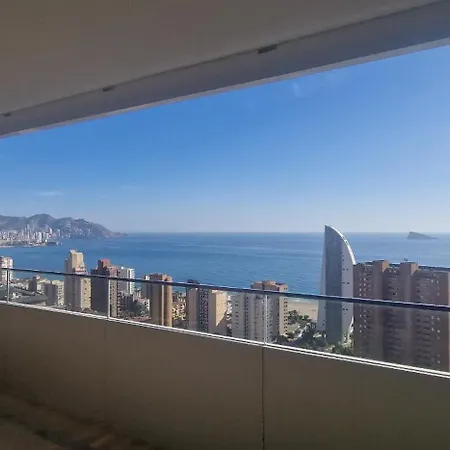 2 - Arena Apartment