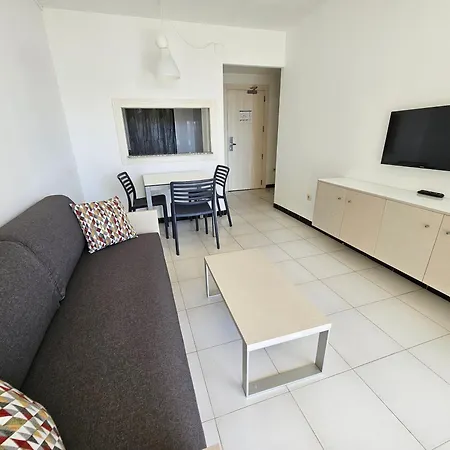 Maria Victoria Apartment