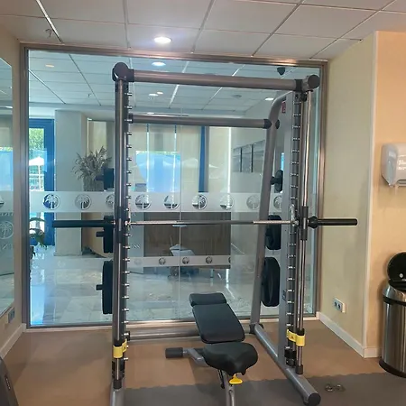 Otel Madeira Centro 4*